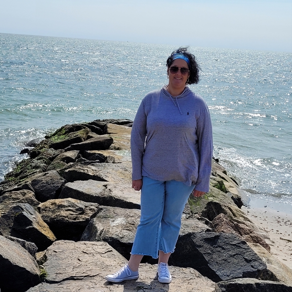 Meet your Posher, Zandy - Picture 7 of 16